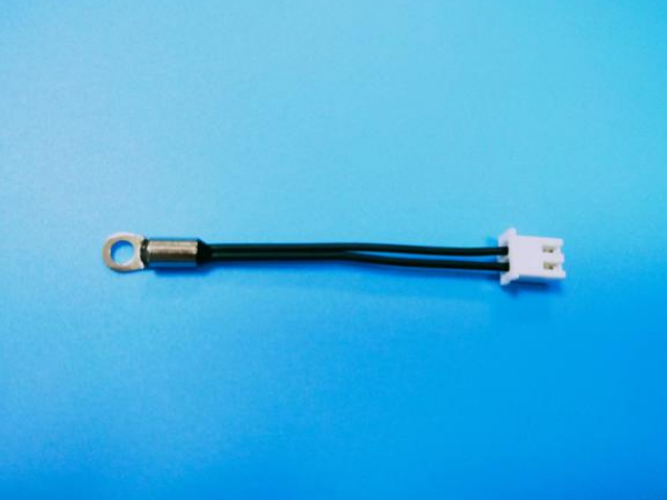 Integrated temperature sensors solve the problem of heat dissipation